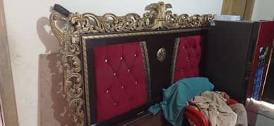 king size fancy wooden bed