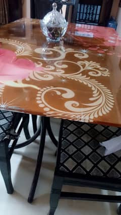 6 seator dinning table for sale