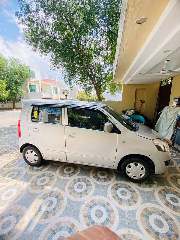 Suzuki Wagon R 2017 4