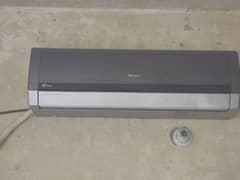 Gree 1.5 Ton Inverter Ac heat And cool