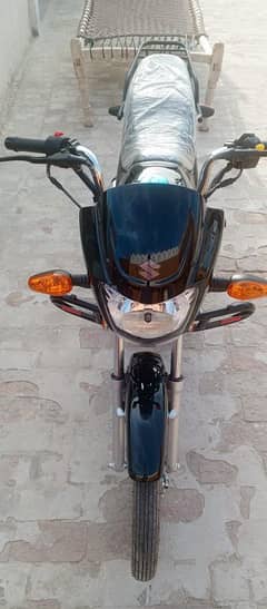 Suzuki GD 110s bike 2025 model 1400 km drive