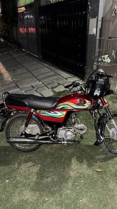 Honda CD70 For Sale, 12000 km driven scratch less bike