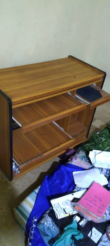 wooden computer table 1