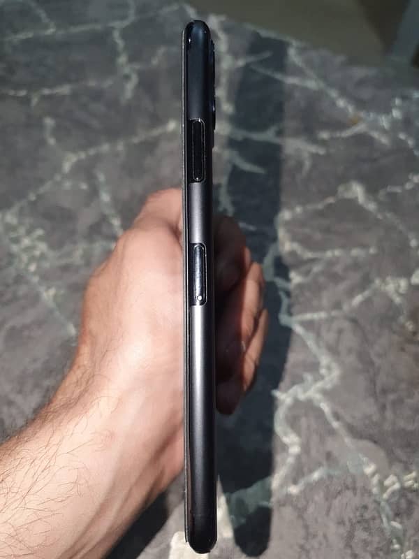 11 pro max daul PTA approved 256 gb 2