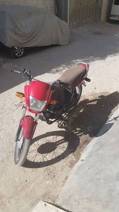 Honda pridor 2015 model normal condition karachi