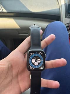 apple series 4 -  9/10 condition - 85% battery health