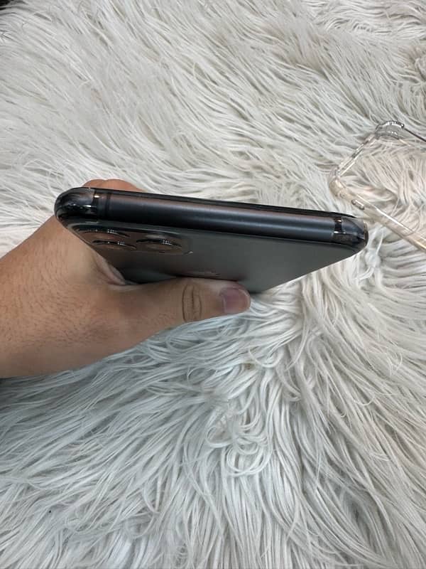 IPhone 11 Pro Max PTA 4