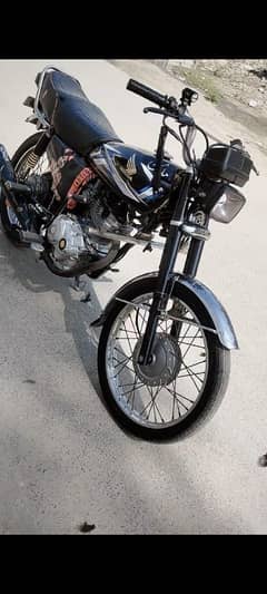 ulter. bike 125 Honda black