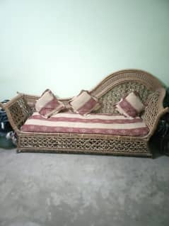 bandh sofa