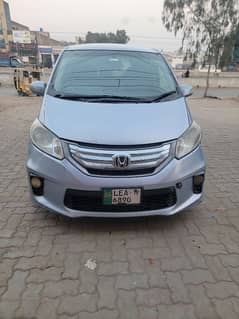 Honda Freed 2012