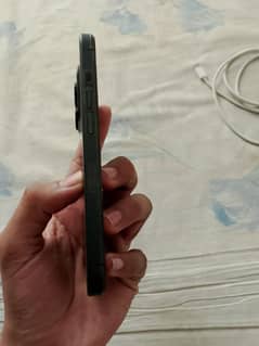 Iphone 15 pro black titanium