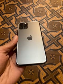 i phone 11 pro urgent sale (cash)