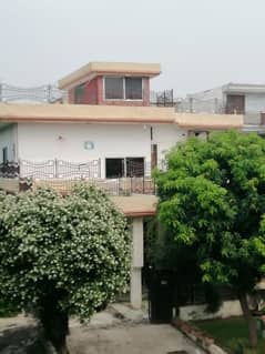 Upper Portion of Corner Plot for rent in I-8/4