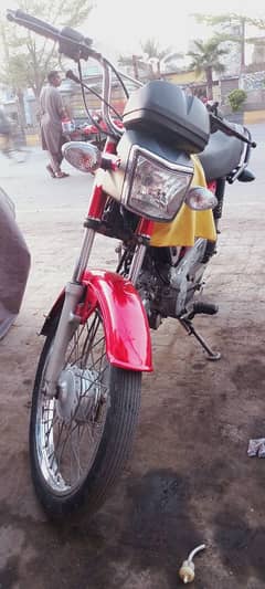 Suzuki rider juniun