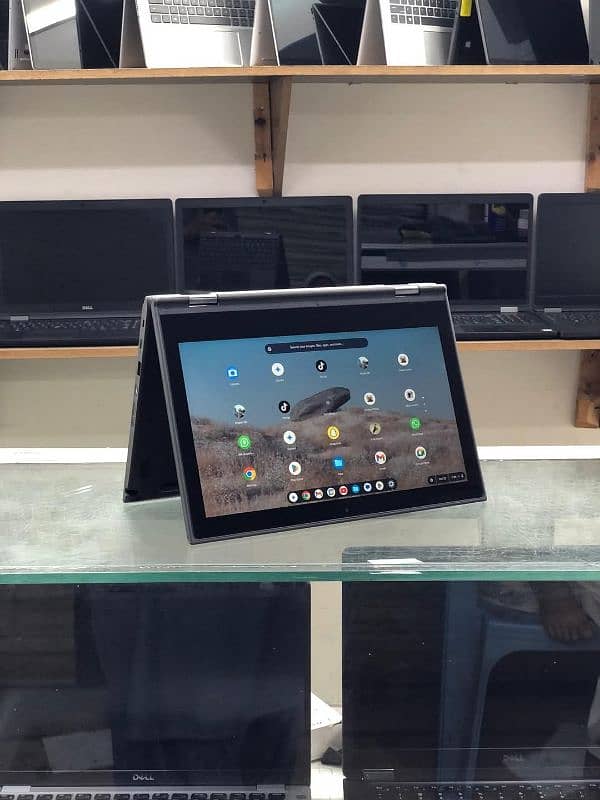 Lenovo 2-in-1 Touch Screen ChromeBook Laptop + Tablet 32GB Room 0