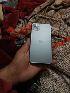 11 pro max 256 GB Bettery health 80 % LLA model 10/9 Condition NOn PTA