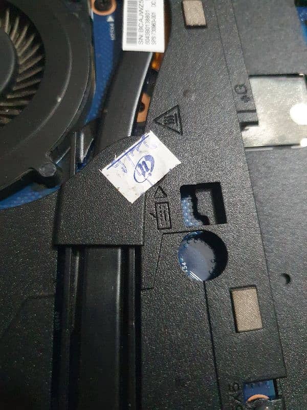 HP ELITEBOOK 840 G1 8