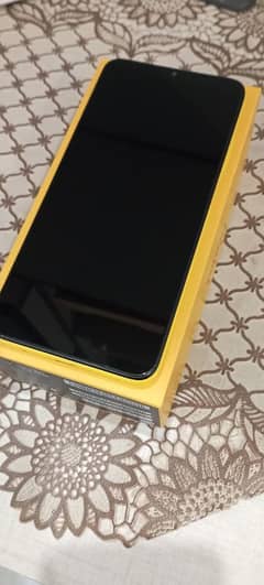 Poco M3 4 GB / 128 GB