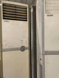 4 TON GREE AC WITH OUTER