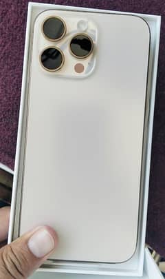 Iphone 16 pro max 256gb box open