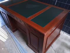 OFFICE TABLE FOR SALE