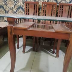 dinning table with 4 chairs