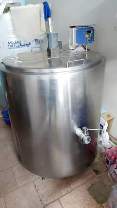 Milk freezer machine