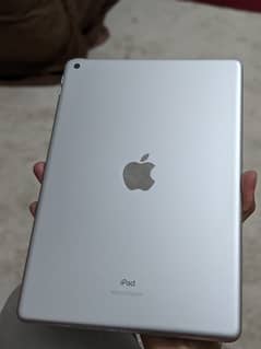 IPAD 9TH GENERATION LUSH CONDITION