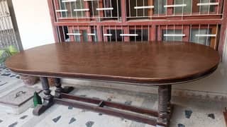 wooden dinning table