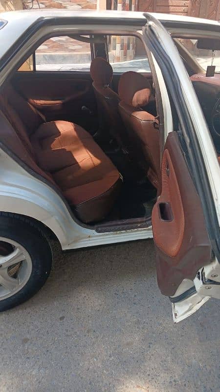 Nissan Sunny 1992 7
