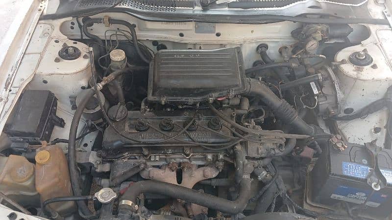 Nissan Sunny 1992 10