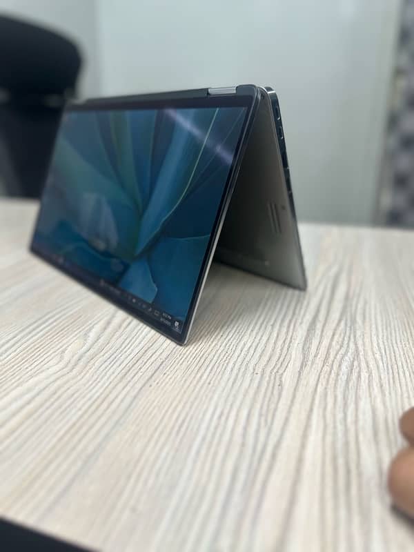 Dell Latitude 7400 2-in-1 Laptop | 16GB  | 256GB SSD | FHD Touchscreen 3