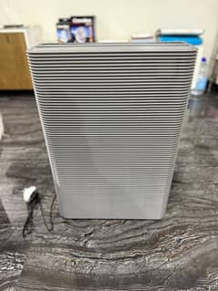 Hitachi Air purifier