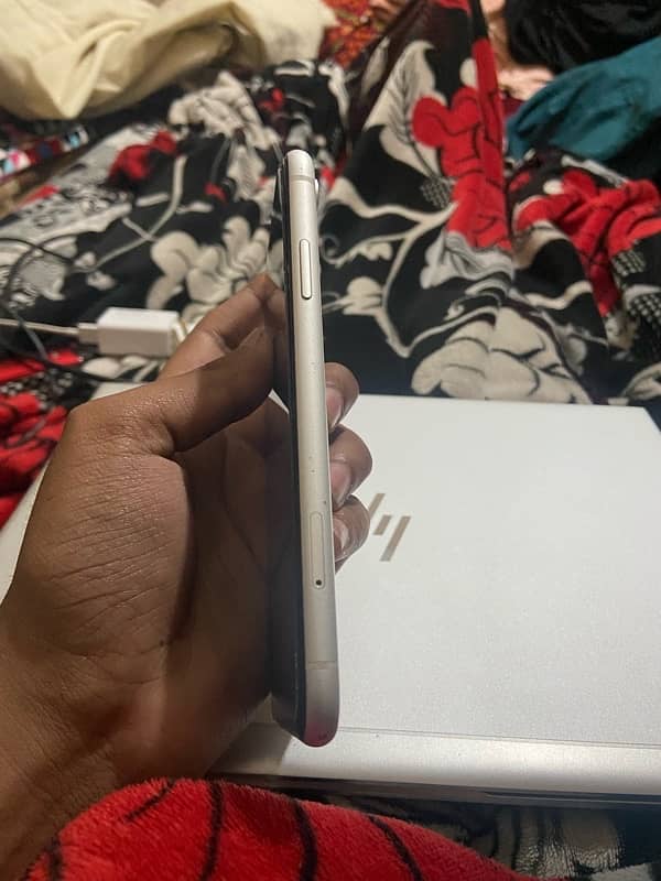 iphone Xr FU 128 0