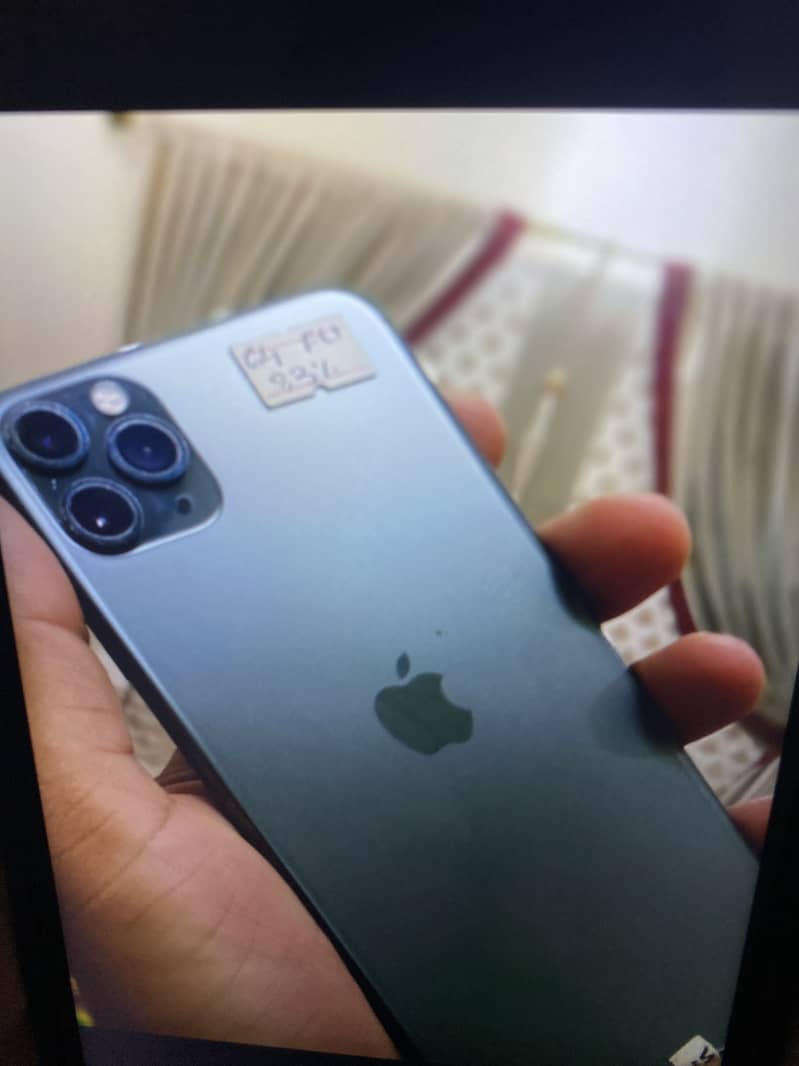 iPhone 11 pro max 2