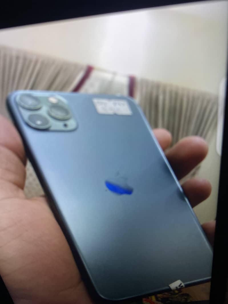 iPhone 11 pro max 3