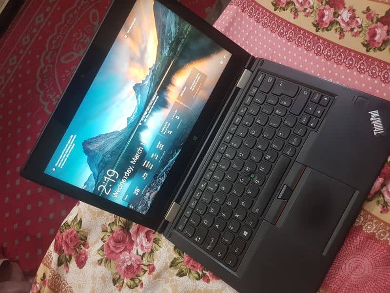Lenovo i5 6th Gen touch display 2