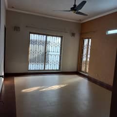 10 Marla Outclass 2bed Upper Portions For Rent In Wapda Town E-2 Block