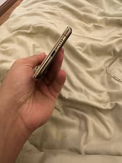 Xs max perfect condition water pack