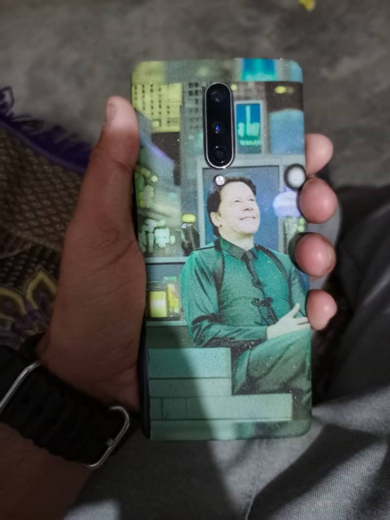 One Plus 8 8gb 128ggb read add 0
