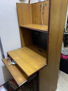 wooden computer table