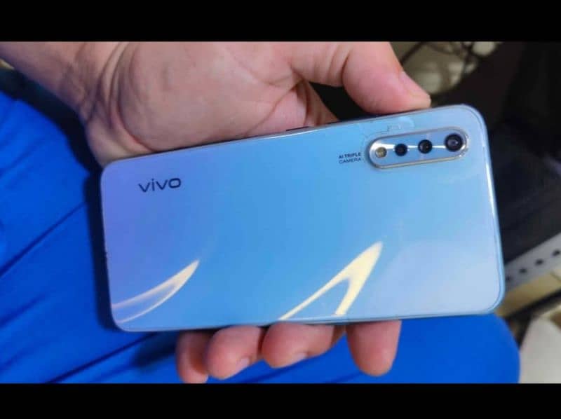 vivo s1 4/128 6