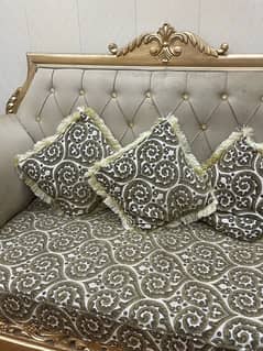 golden color 2 seater