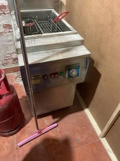 Fryer for sell