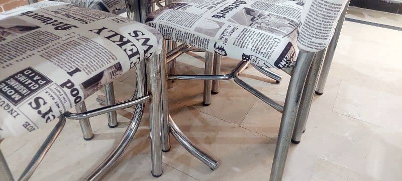 Dining Table in almost new Condition - Bani Gala 2