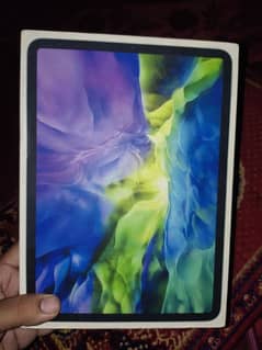 IPAD PRO 2020 256GB WITH COMPLETE BOX