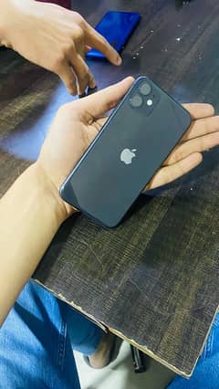 iphone 11 64 Gb bettry Health 97% 100% WatarPack