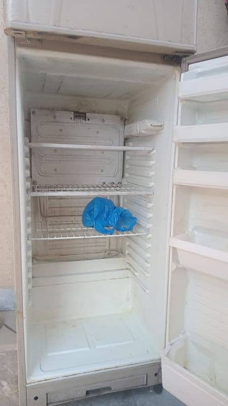 Dawlance fridge 1