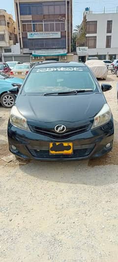 Toyota Vitz 2011