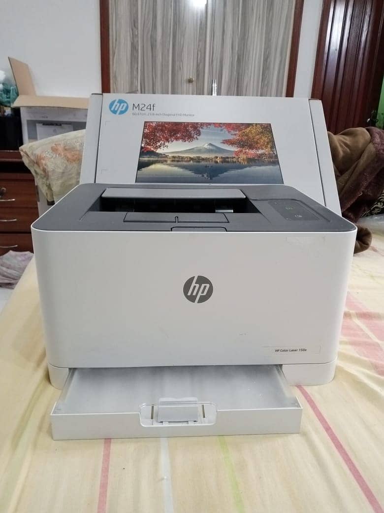 HP color 15a laser printer 1